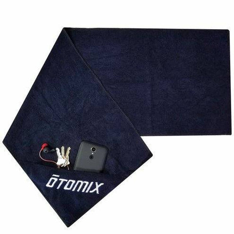 Microfiber All-In-One Gym Towel with Zip Pocket |  Otomix Sports